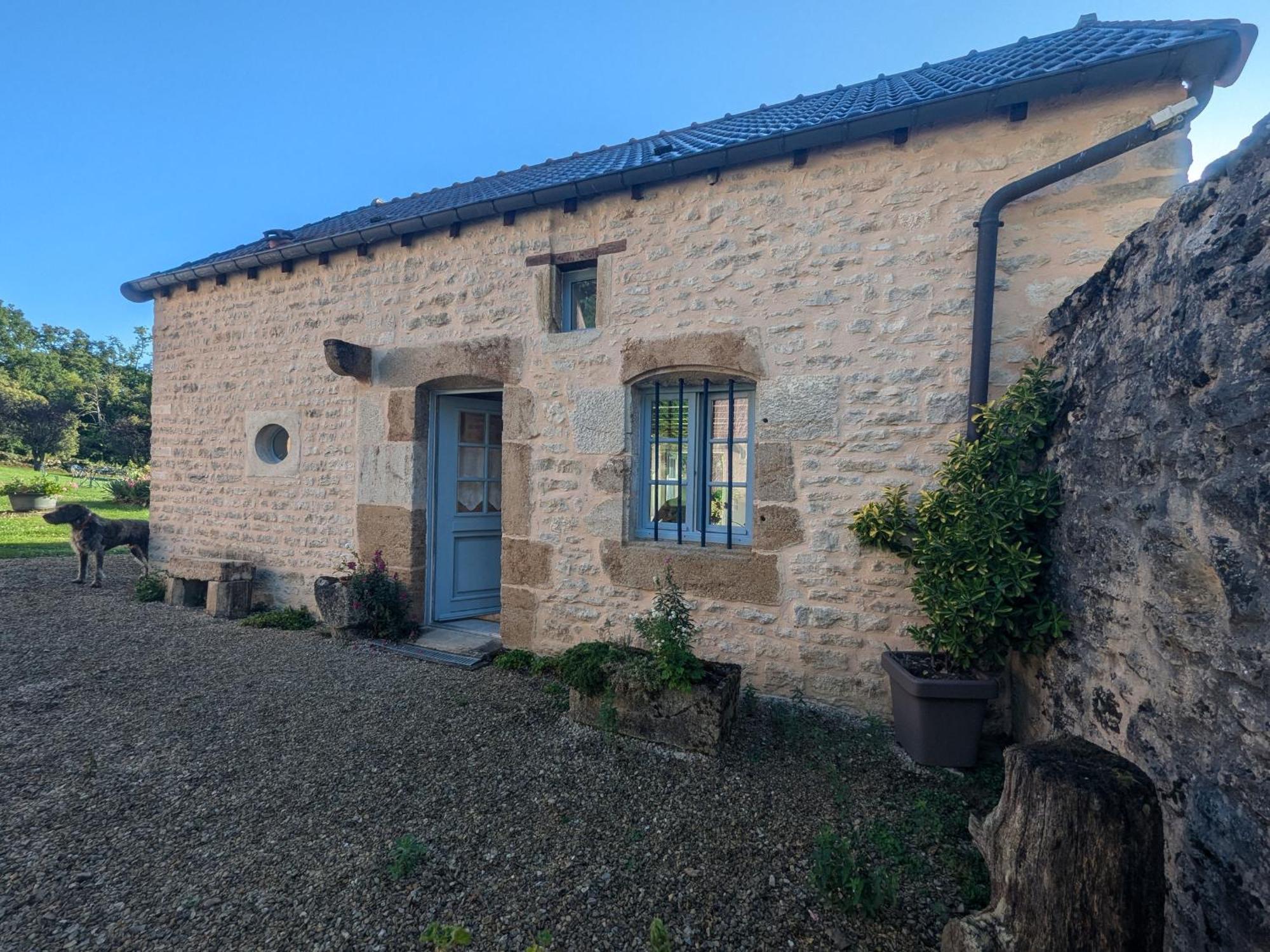 Maison Charmante A Langres Avec Wi-Fi Et Parking - Fr-1-611-43 Dış mekan fotoğraf